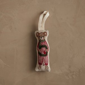 Mouse with Wreath Ornament